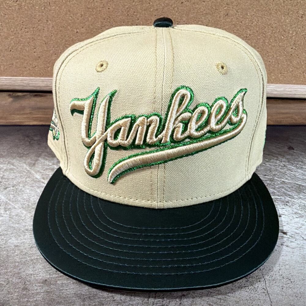 Exclusive New Era 59FIFTY New York Yankees World Series Beige/Green Fitted 7 1/2